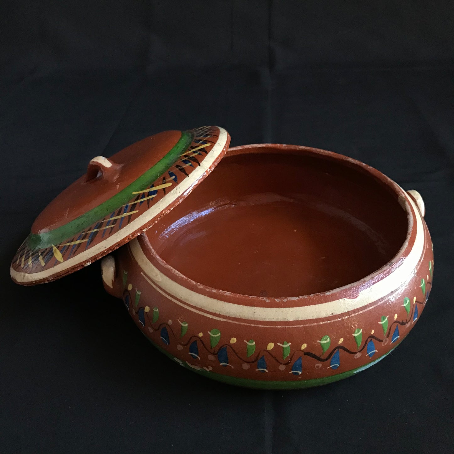 Vintage Mexican Pottery - Bean Pot with Lid